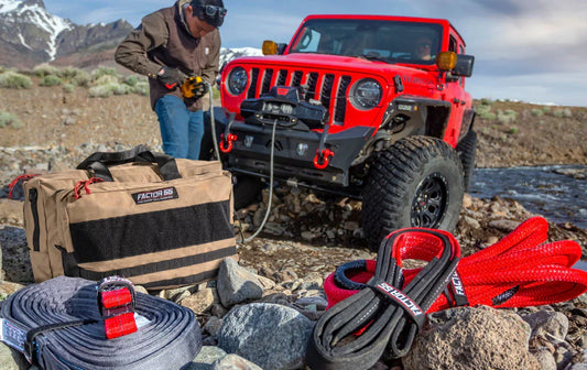 Top 7 Essential Tools for Vehicle Recovery