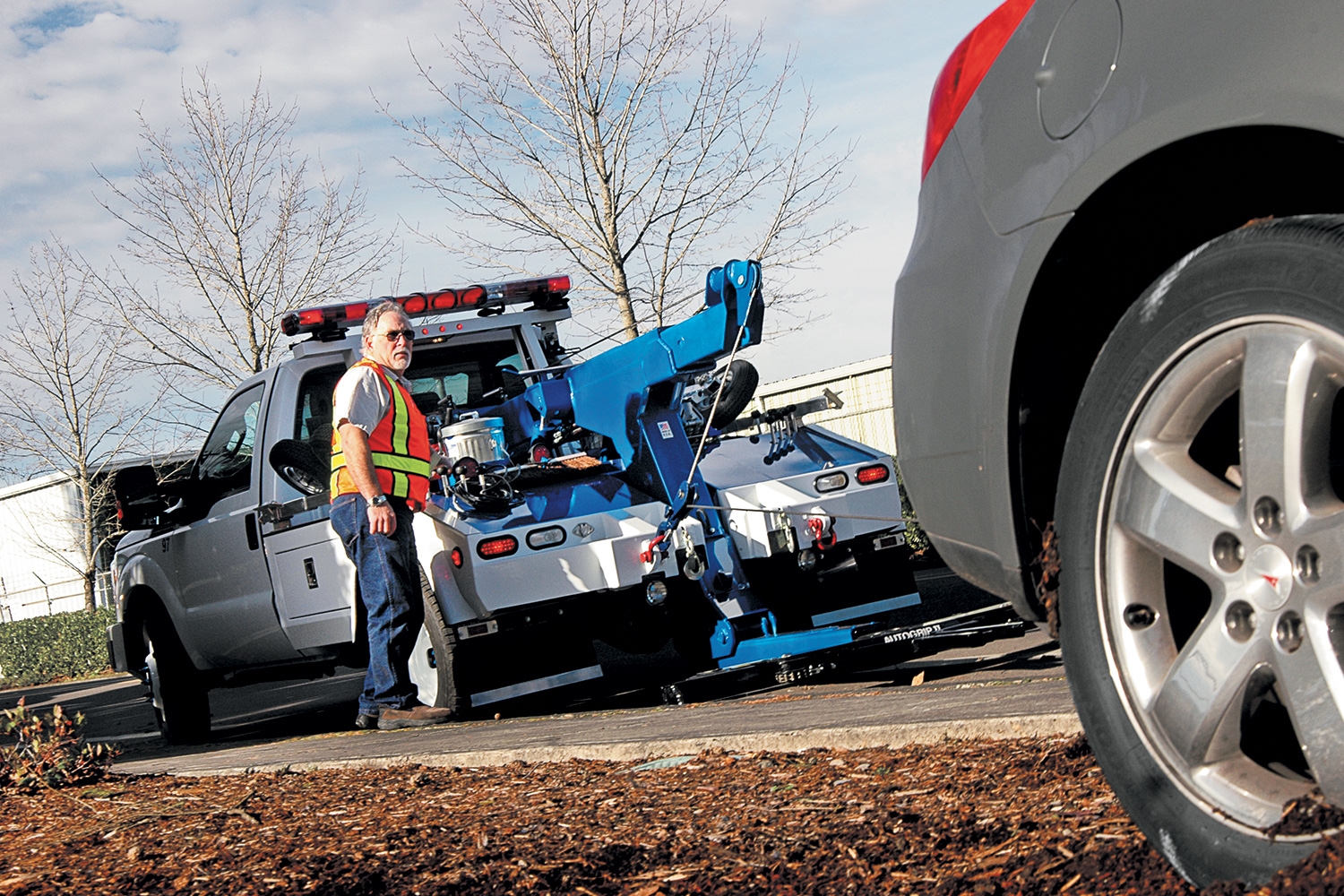 Shop 16500lb Plus Capacity Winches WARN Industries