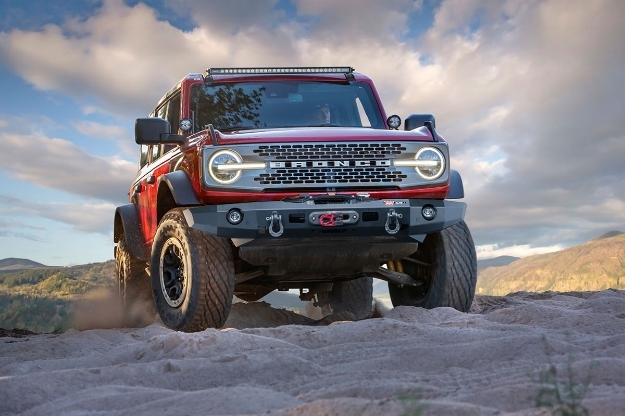 order  O5♡ orderX4♡ Elite Series 2021-2022 Ford Bronco Bumper | WARN Industries